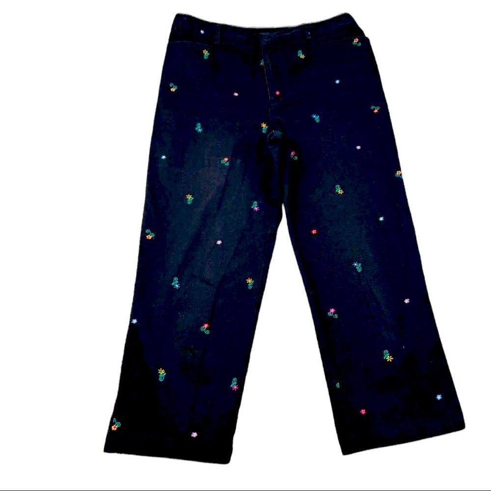Rafaella Petites Women’s Size 14p Floral Embroidered Black Capris Pants